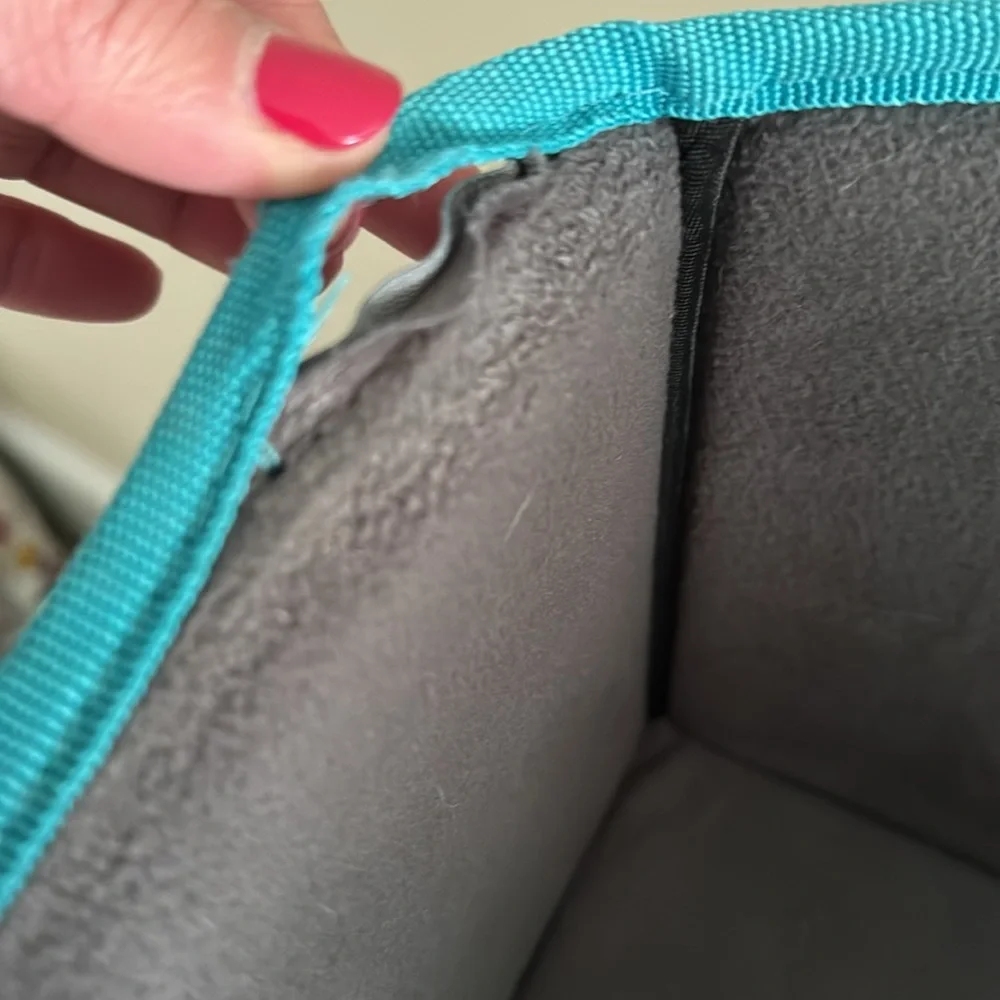 Petsfit Dog Carrier/Car Seat Booster Seat for Travel VGUC